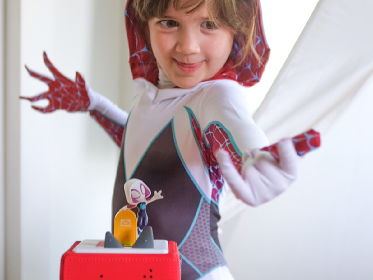 Child Playing With Marvel'S Spidey And His Amazing Friends: Ghost-Spider Tonie