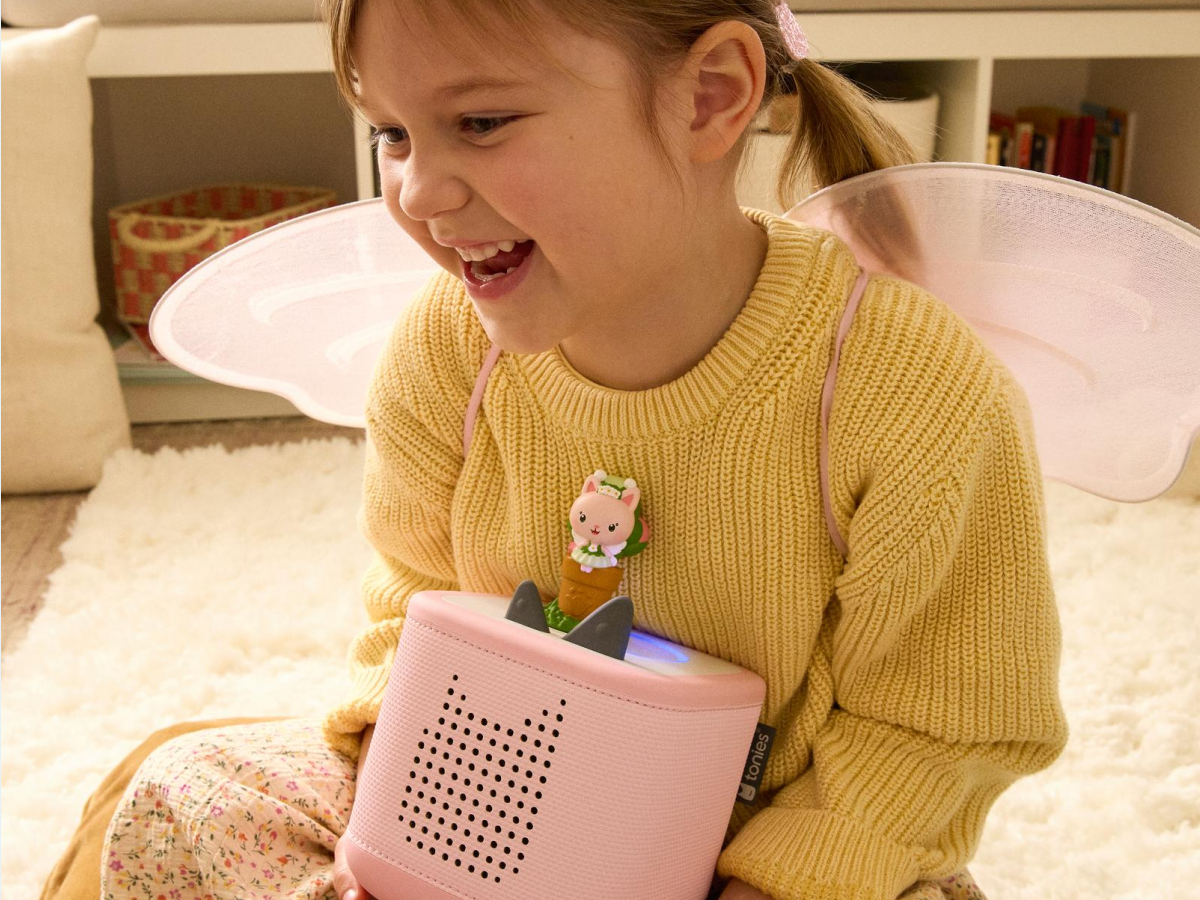 Child Playing With  Gabby'S Dollhouse - Kitty Fairy Audio Figurine And Toniebox 2