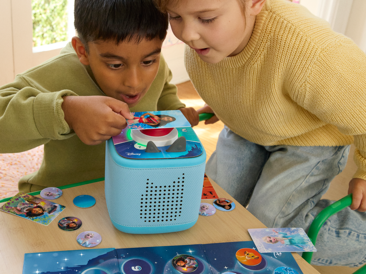 Kids Playing With Disney Quiz Kingdom Tonieplay On A Blue Toniebox 2