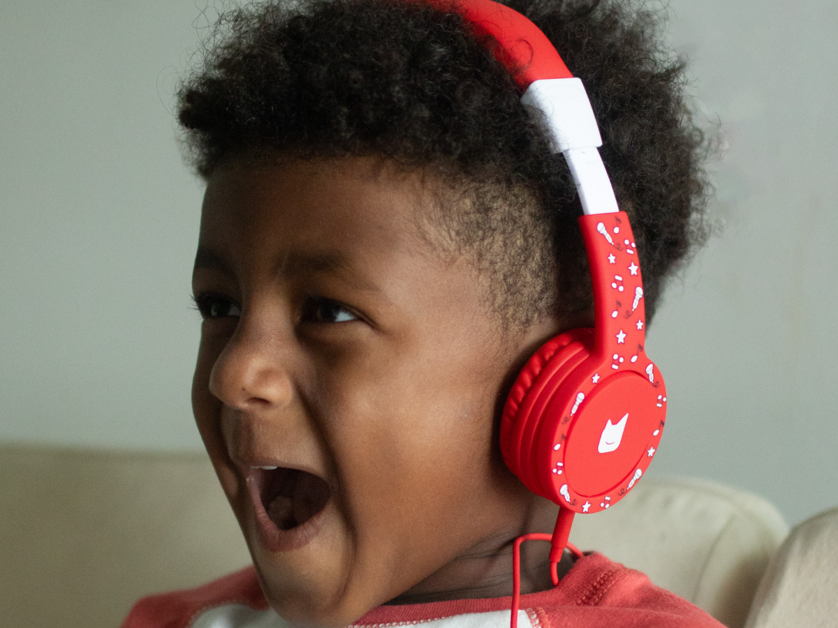 Child Using The Toniesâ® Red Wired Headphones For Kids